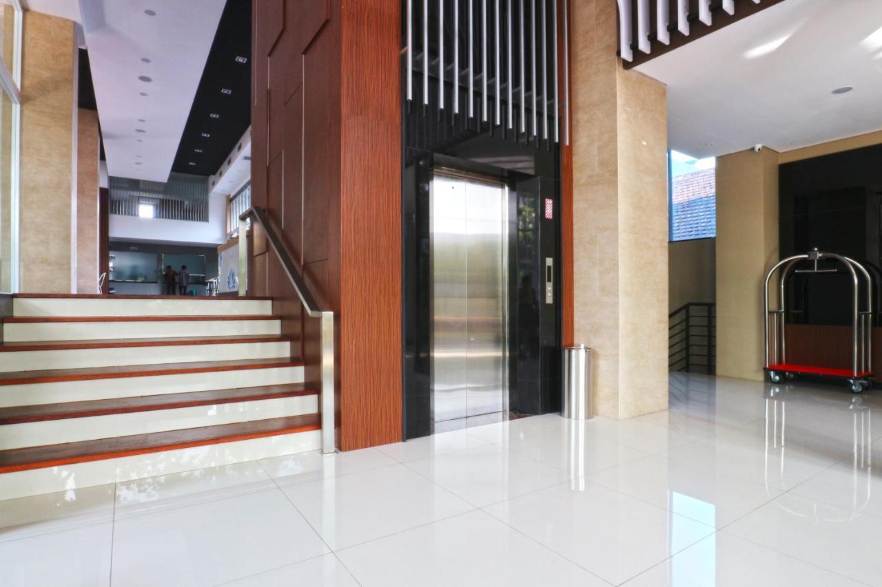 Kampioen Bed & Breakfast Bandung Eksteriør billede